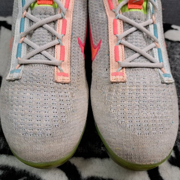 Size 10 Nike Air VaporMax 2021 FK Women DH4088-002 Grey Volt Neon Crimson Sneake - Picture 12 of 12